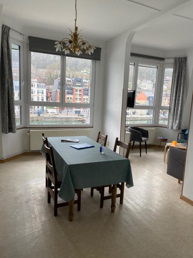 Le Coeur De Ville Dinant Esterno foto